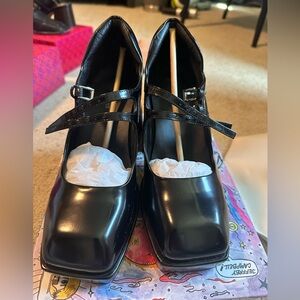 Jeffrey Campbell Corgi Black platform Mary Jane’s in original box